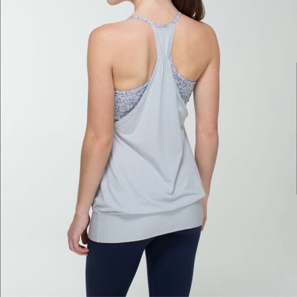 Lululemon No Limits Tank in Silver Spoon‎ / Petite Fleur Silver Spoon Size 6 - Picture 2 of 10